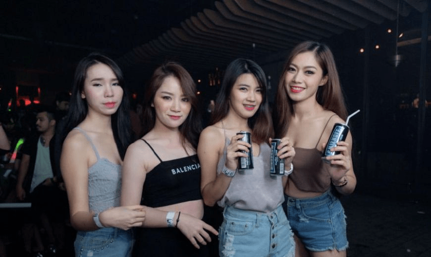 2019泰国新的艳遇与夜生活圣地：乌隆他尼